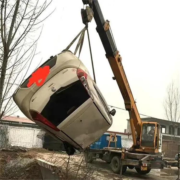 榕城随时待命，吊车24小时道路救援服务全解析